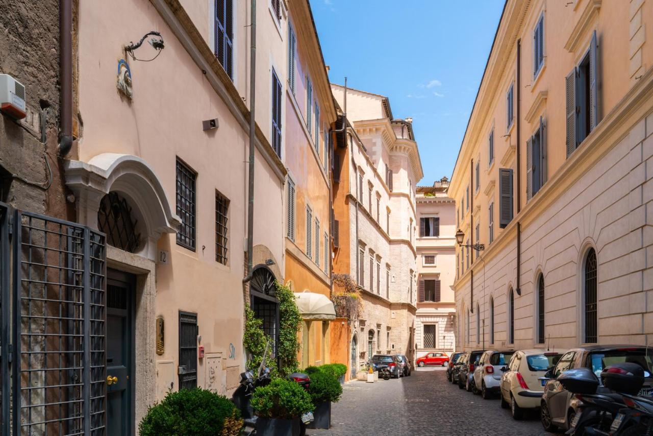 Domus Quiritum Charming, Appartamento D'Epoca A Campo De' Fiori Rome Bagian luar foto